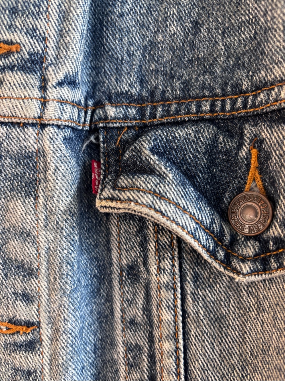 Levi's Light Blue Classic Denim Jacket - Picture 4 of 4